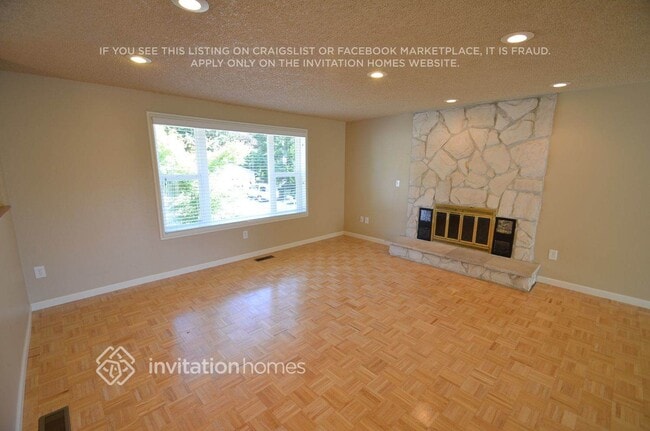 Building Photo - 14635 SE 138th Pl