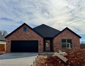 Building Photo - 1909 Farmer St