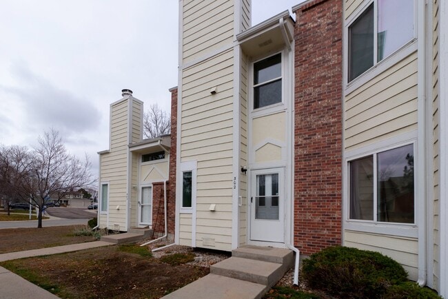 Spacious 2-Bed, 3-Bath Condo Retreat in Arvada - 1,220 Sq. Ft. of Comfort! - Spacious 2-Bed, 3-Bath Condo Retreat in Arvada - 1,220 Sq. Ft. of Comfort!