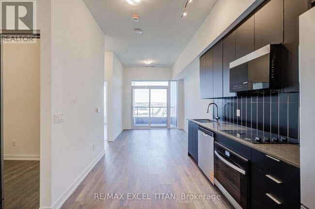 Building Photo - 3003-3498 CALDARI Rd