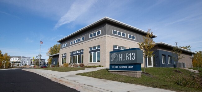 Interior Photo - HUB13