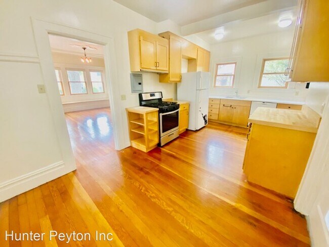 Foto del edificio - 3 br, 2 bath House - 1639 Woolsey Street