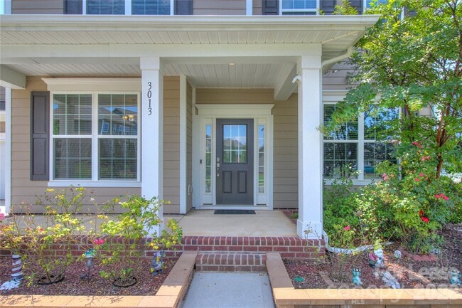 Building Photo - 3013 Hamilton Mill Dr