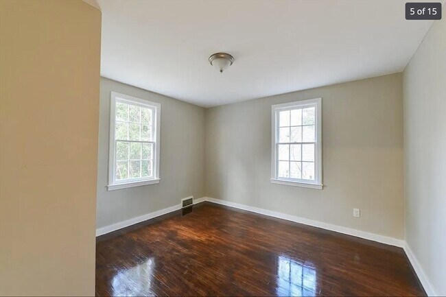 Building Photo - 12 Speight Arden