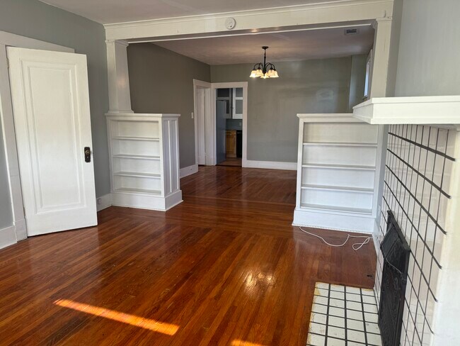 Foto del edificio - 1411 Beechview Ave