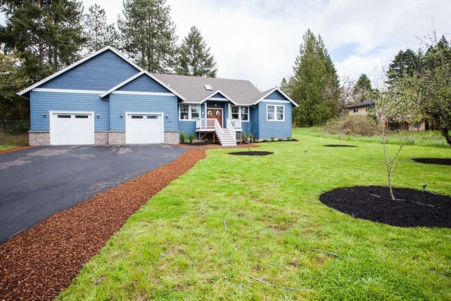 Building Photo - Custom Hillsboro Ranch with Gourmet Kitche...