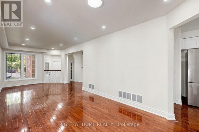 Building Photo - 22 Foxtail Ridge