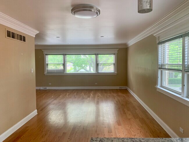 Dining Room / Living Room - 141 Dodge Ave