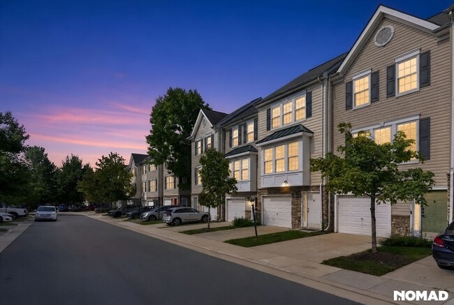 Building Photo - 22996 Fontwell Square