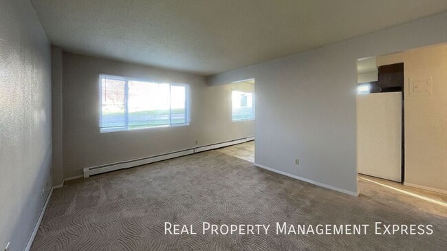 Building Photo - 3705 S Cathy Ave