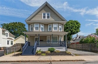 Building Photo - 3 Thurston Ave