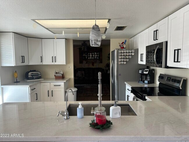 Building Photo - 626 E Barrus Pl