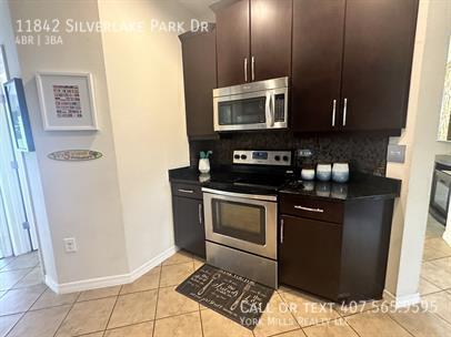 Foto del edificio - 11842 Silverlake Park Dr