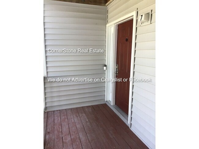 Foto del edificio - 349 Waterdown Dr