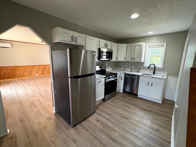 Foto del edificio - Cute 2 Bedroom / 1.5 Bath home in Penn Tra...