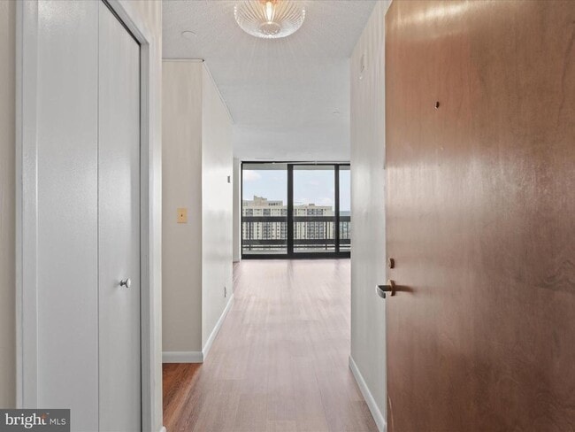 Building Photo - 5505 Seminary Rd