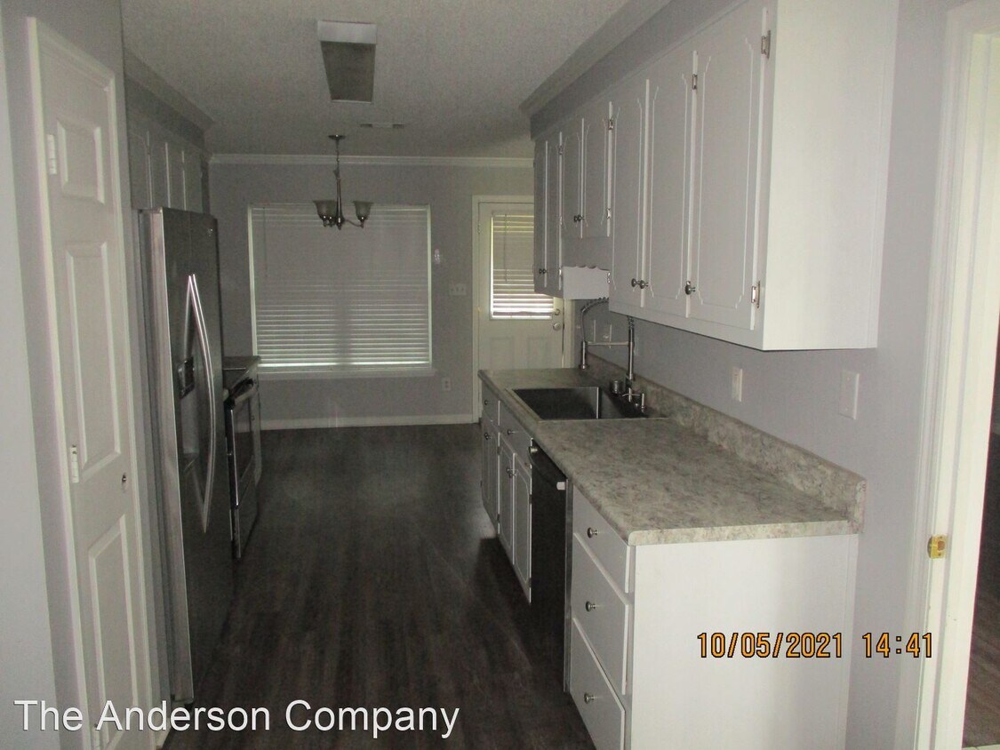 Building Photo - 3 br, 2 bath House - 219 St Clair Dr