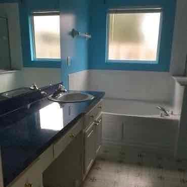 Building Photo - 14500 Woodfield Cir N