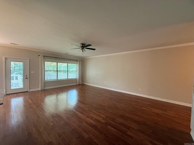 Building Photo - 8705 Wingate Dr