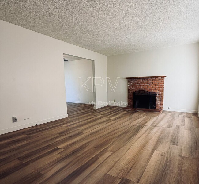 Foto del edificio - 8446 N El Dorado St