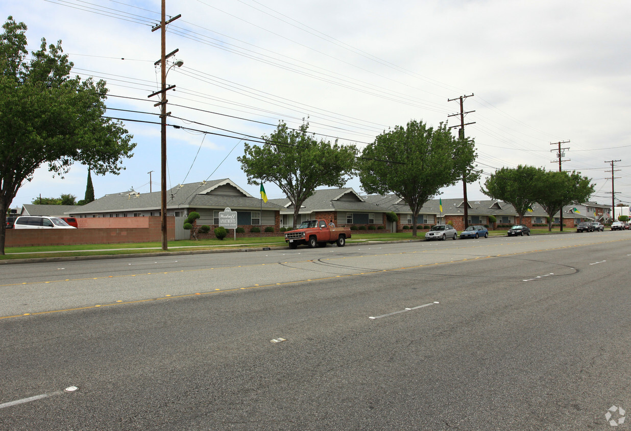 Primary Photo - Woodruff Apartments