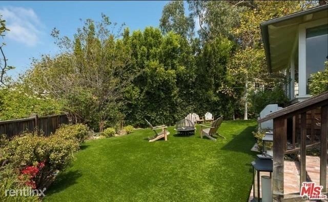 Building Photo - 3 br, 4 bath House - 1075 Ravoli Dr