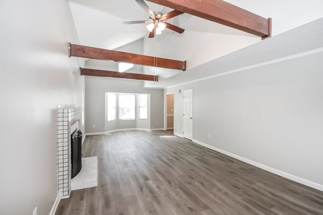 Foto del edificio - 5897 Brookside Dr SE
