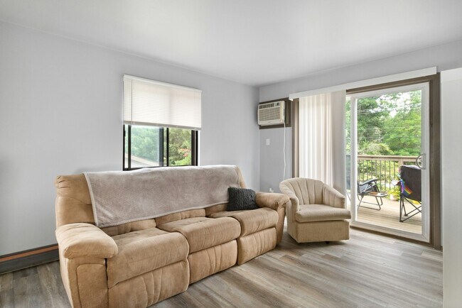 Foto del edificio - 271 Shannon Ct