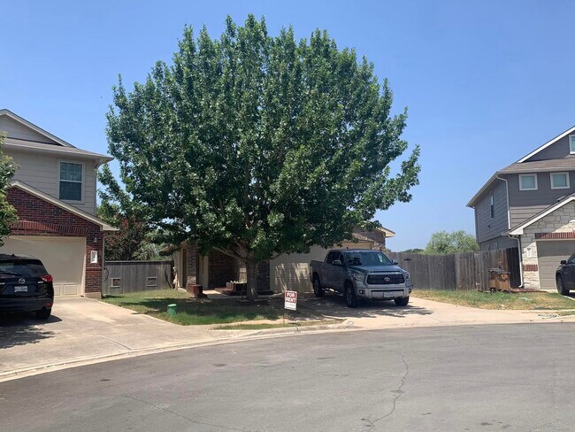 Foto del edificio - 11524 Ashbrook Dr