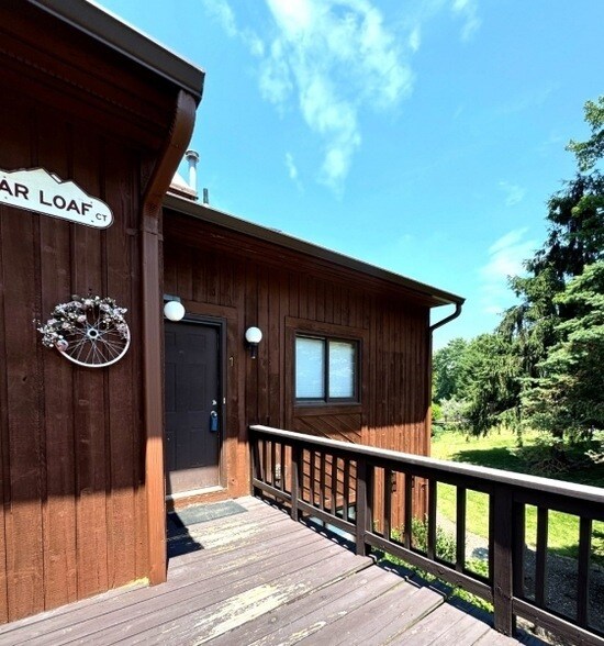 Foto del edificio - 5 Sugar Loaf Ct