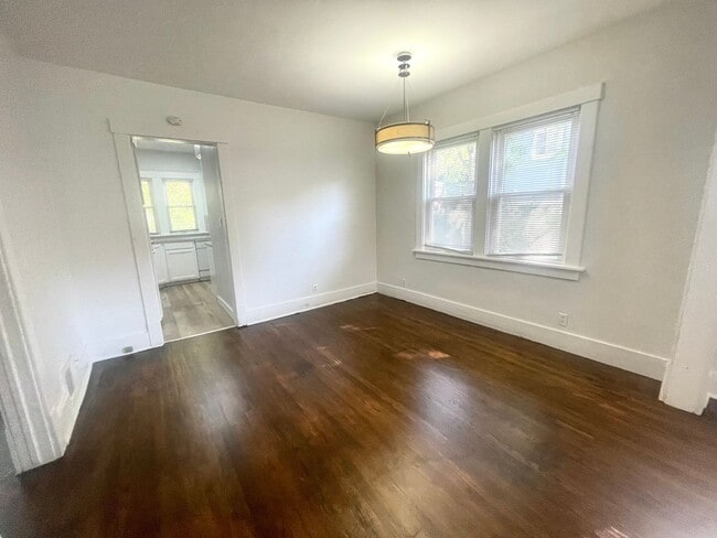 Photo - Spacious 4-bedroom, 2-bathroom home o