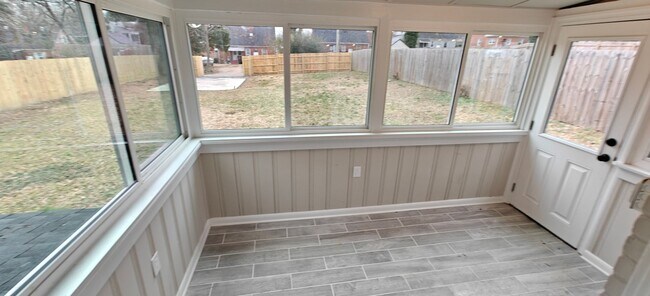 Building Photo - Renovated 4 bedroom cape with large fence yard