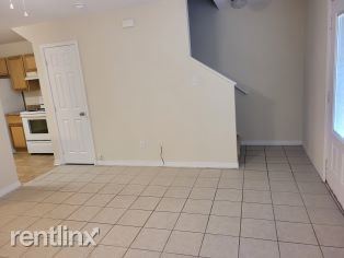 Foto del edificio - 2 br, 1.5 bath Townhome - 1336 Foxwood Pl