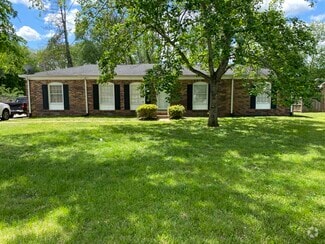 Building Photo - 641 Harpeth Bend Dr