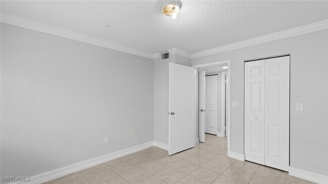 Foto del edificio - 3421 Winkler Ave