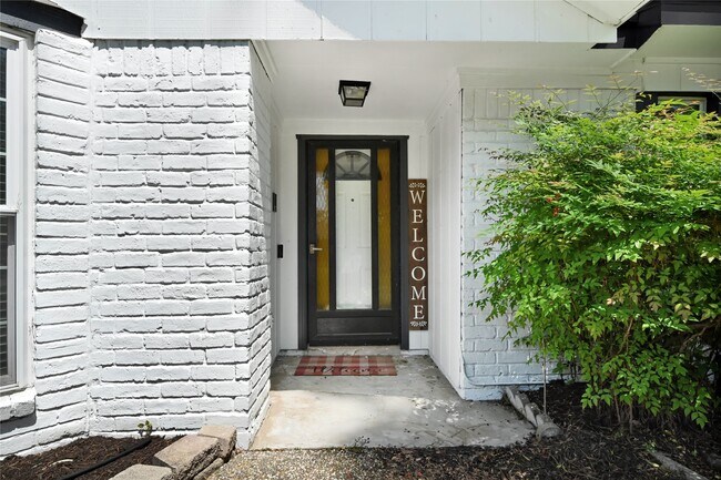 Foto del edificio - 25418 Tuckahoe Ln