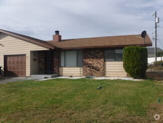 Building Photo - 808-810 N Evelyn Dr