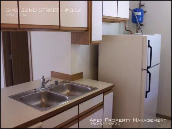 Building Photo - NEAR WWU - Southside Studios