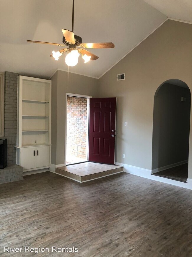 Building Photo - 3 br, 2 bath House - 4684 Ray Drive