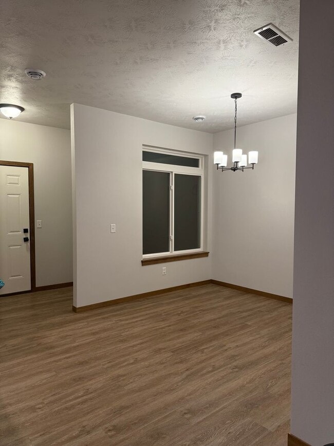 Building Photo - 8154 E Tencate Pl