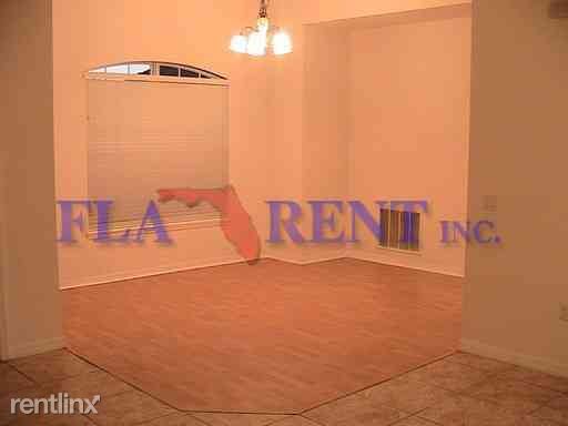 Building Photo - 3840 Siskin Dr