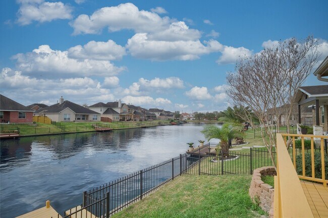 Building Photo - 3931 Medici Ct
