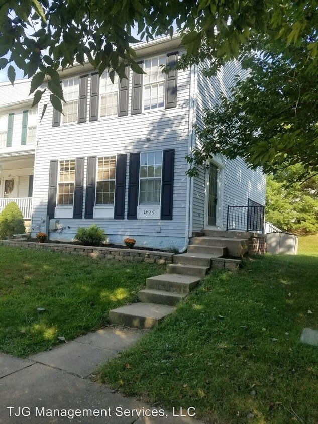 Primary Photo - 1829 Still Pond Way