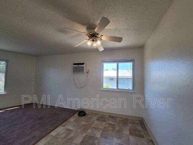 Building Photo - 6124 Terrell Dr