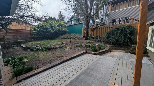 Foto del edificio - 3440 SW Falcon St