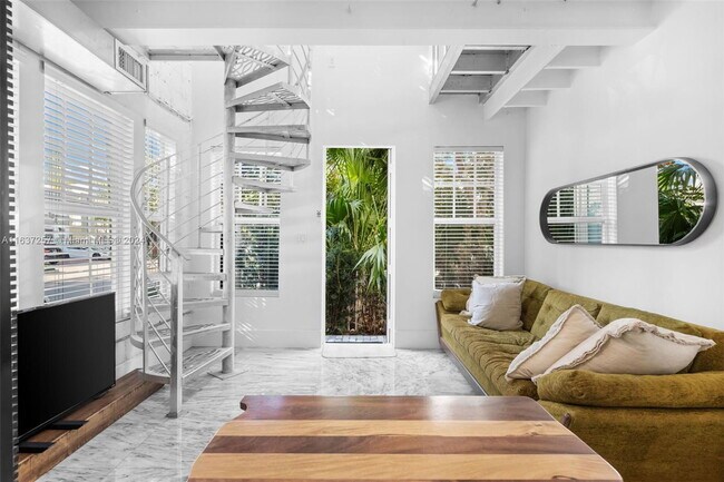 Photo - 739 2nd St Apartment