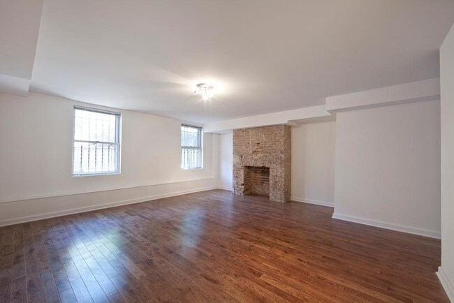 Foto del edificio - 595 Leonard St