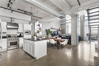 Building Photo - 800 W 5th St