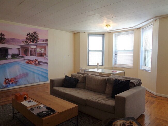 Foto del edificio - 41 Carlton St