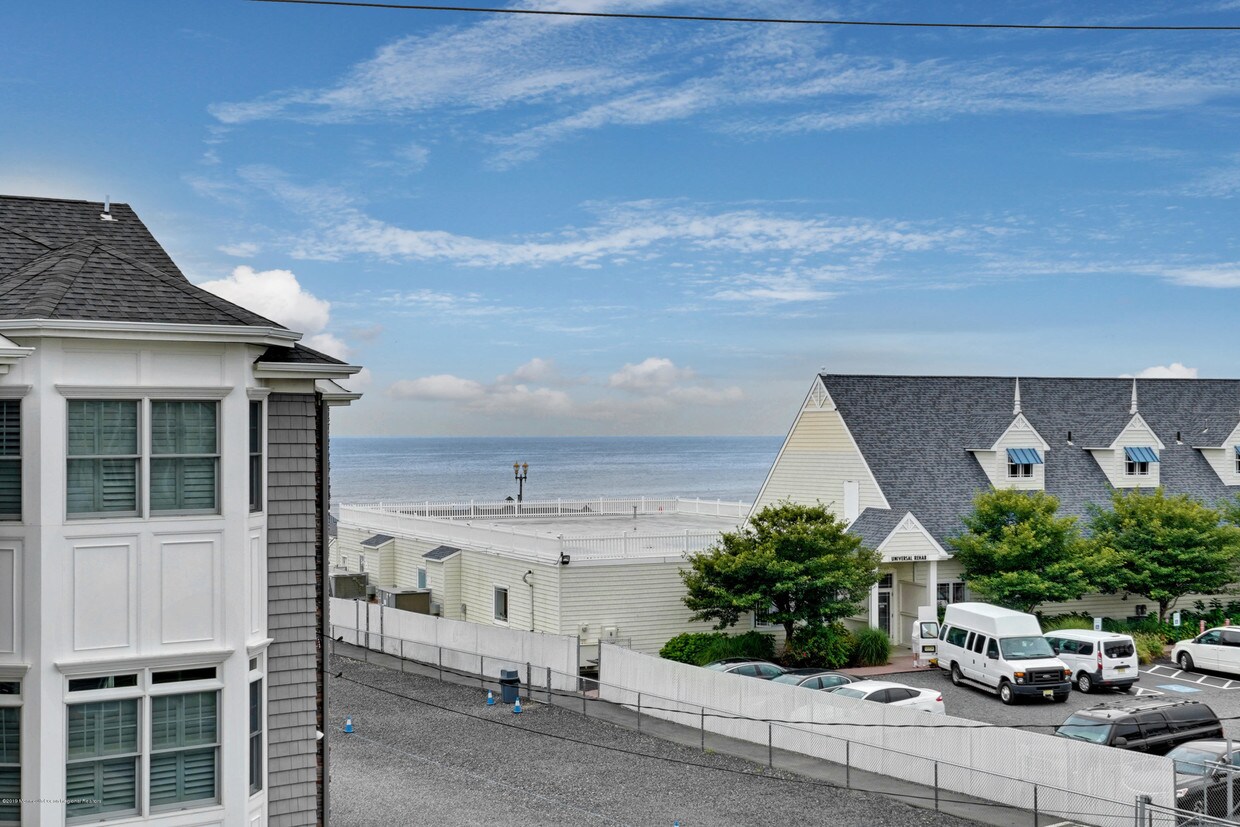 71 Marine Terrace, Long Branch, NJ 07740 House for Rent in Long Branch, NJ